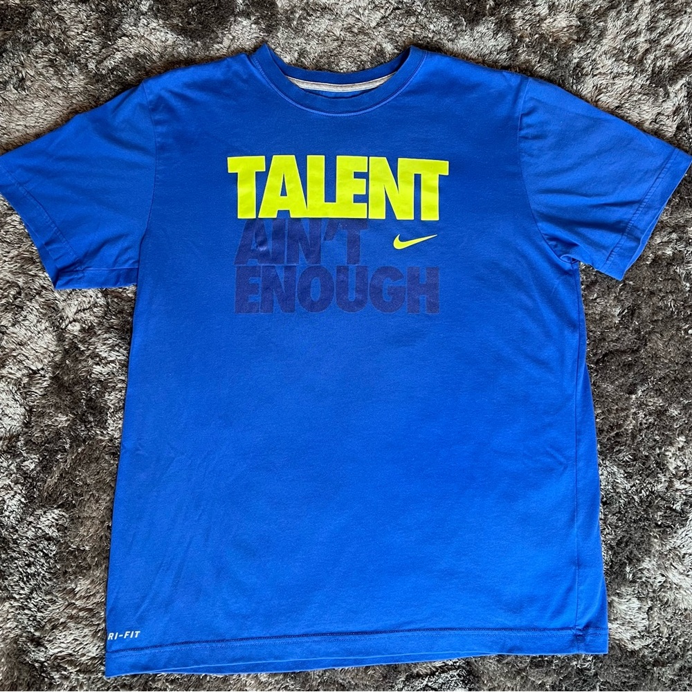 NIKE DRI FIT “Talent Ain’t Nothing” T Shirt Blue Boys LARGE
